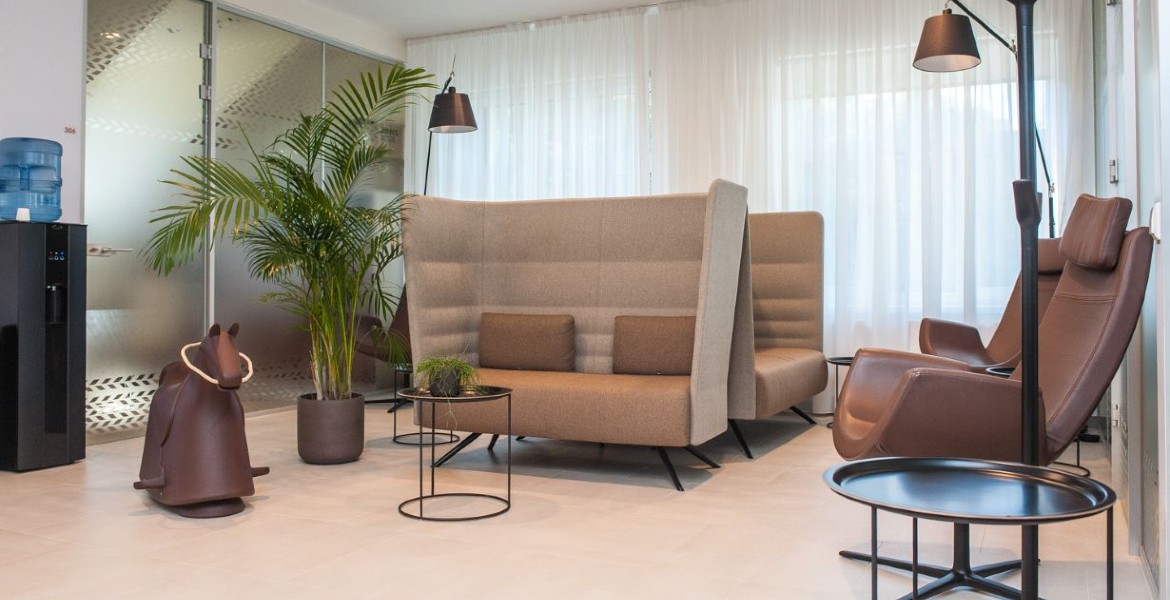 Espace d'attente du Centre de Médecine de la Reproduction « Embrions »